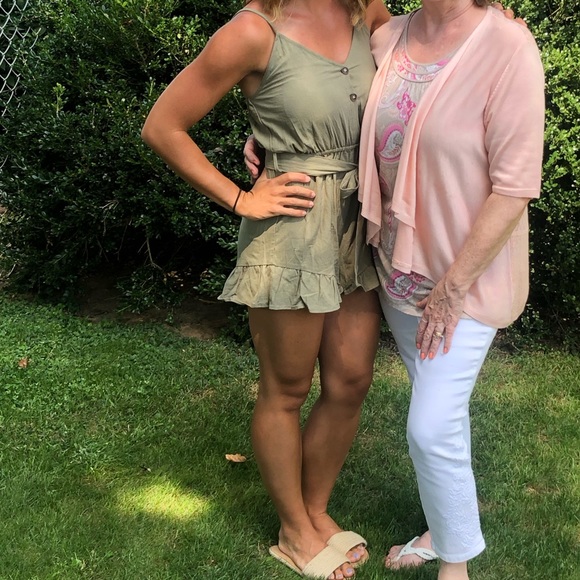 Romper - Picture 3 of 4